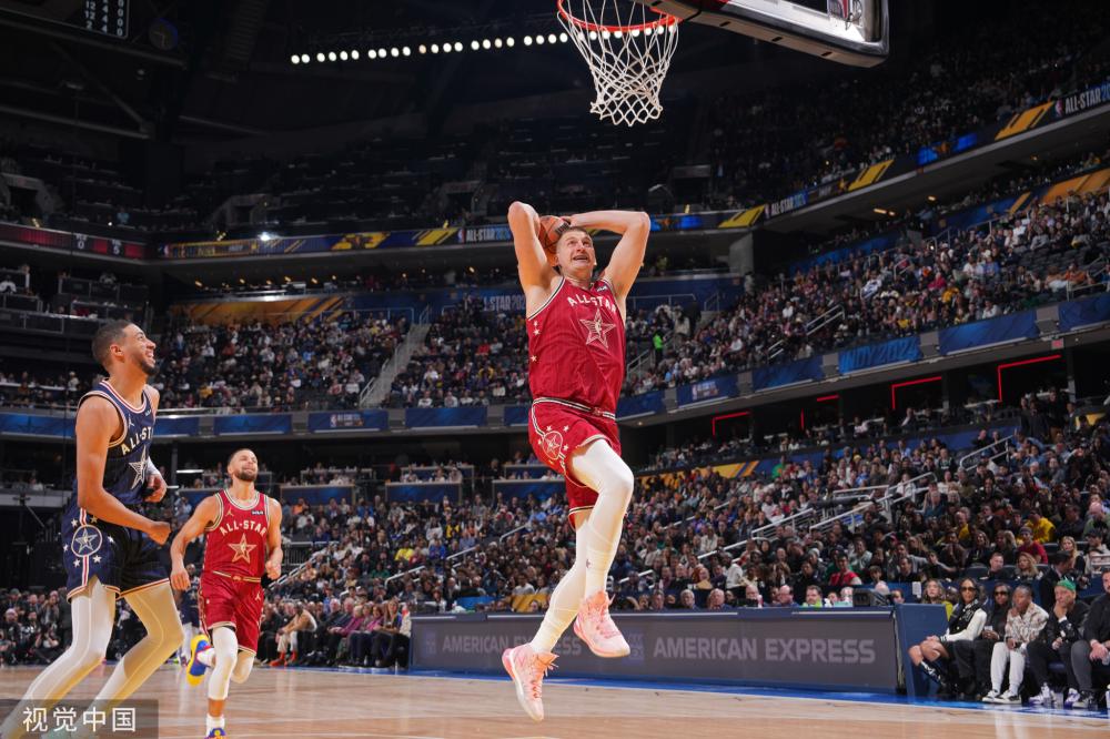 多球员因为 多球员因为