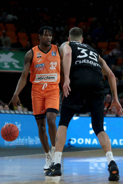 对努涅斯个 对努涅斯个